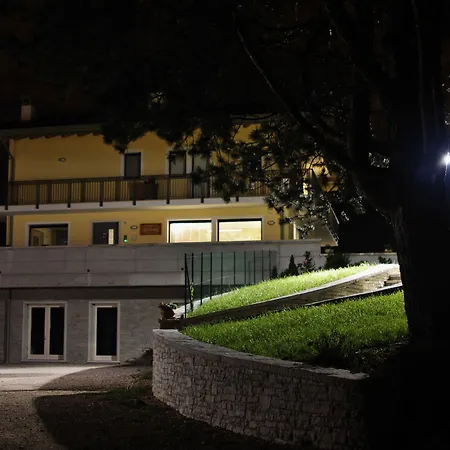 Rubino Ponte nellʼAlpi